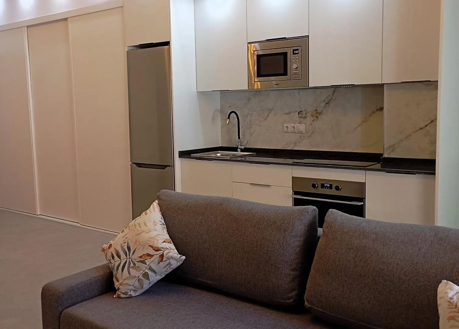 Coqueto Apartamento En La Luz B Malaga Apartment
