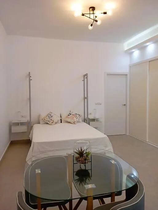 Coqueto Apartamento En La Luz B Malaga